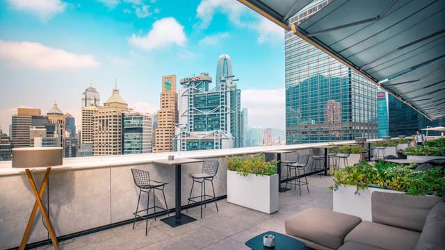 Roofs With The Best Rooftop Bars in the World